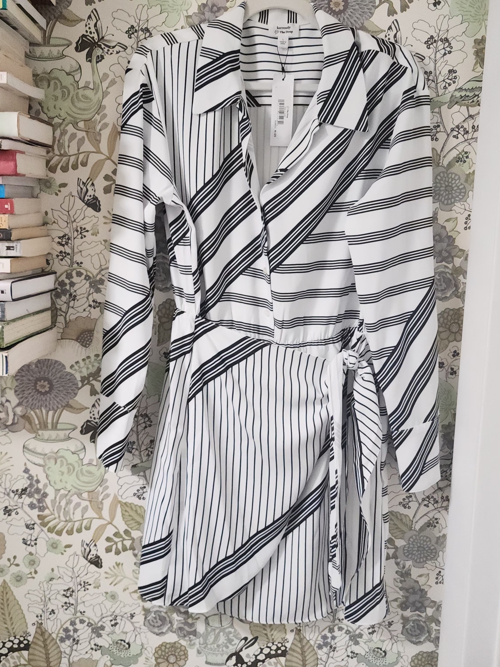 The Drop Striped Wrap Dress - White & Black